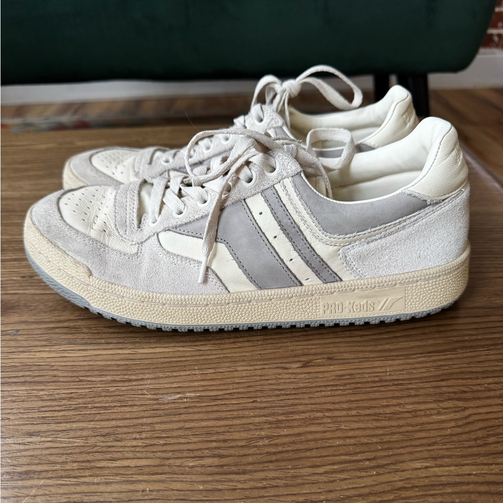 PRO-Keds Unisex Skyhawk Low Leather Mix Sneakers cream and grey PH67093 men’s 9